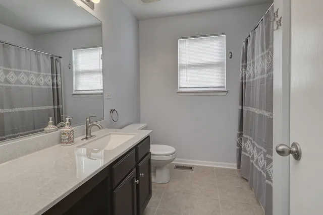 $399,000 | 7652 Scarlett Oak Drive, Plainfield, IL 60586