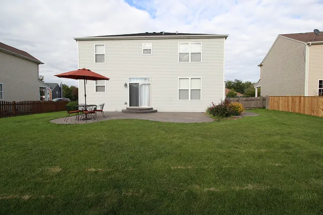 $399,000 | 7652 Scarlett Oak Drive, Plainfield, IL 60586