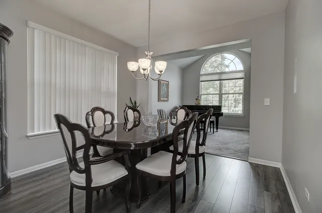 $399,000 | 7652 Scarlett Oak Drive, Plainfield, IL 60586