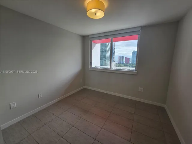 $4,395 | 117 Southwest 10th Street, Unit 2209, Miami, FL 33130