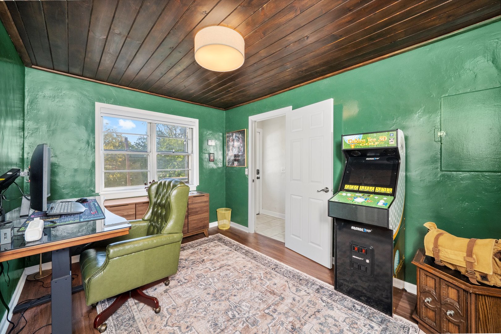 1212 Grandview Avenue Lockport, IL 60441 - Photo 17 of 38 a living room with furniture