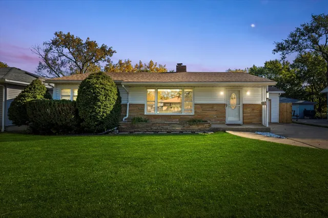 $360,000 | 1212 Grandview Avenue, Lockport, IL 60441