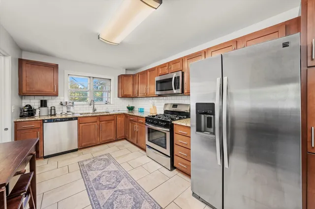 $360,000 | 1212 Grandview Avenue, Lockport, IL 60441