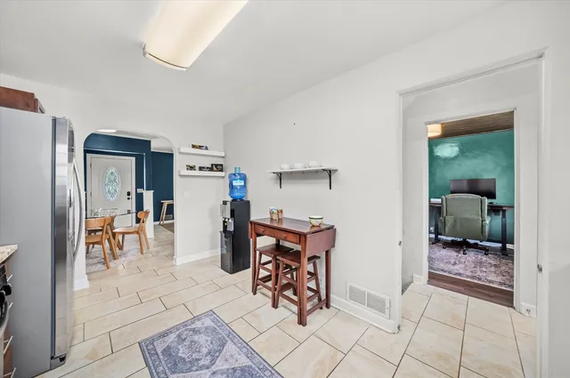 $360,000 | 1212 Grandview Avenue, Lockport, IL 60441