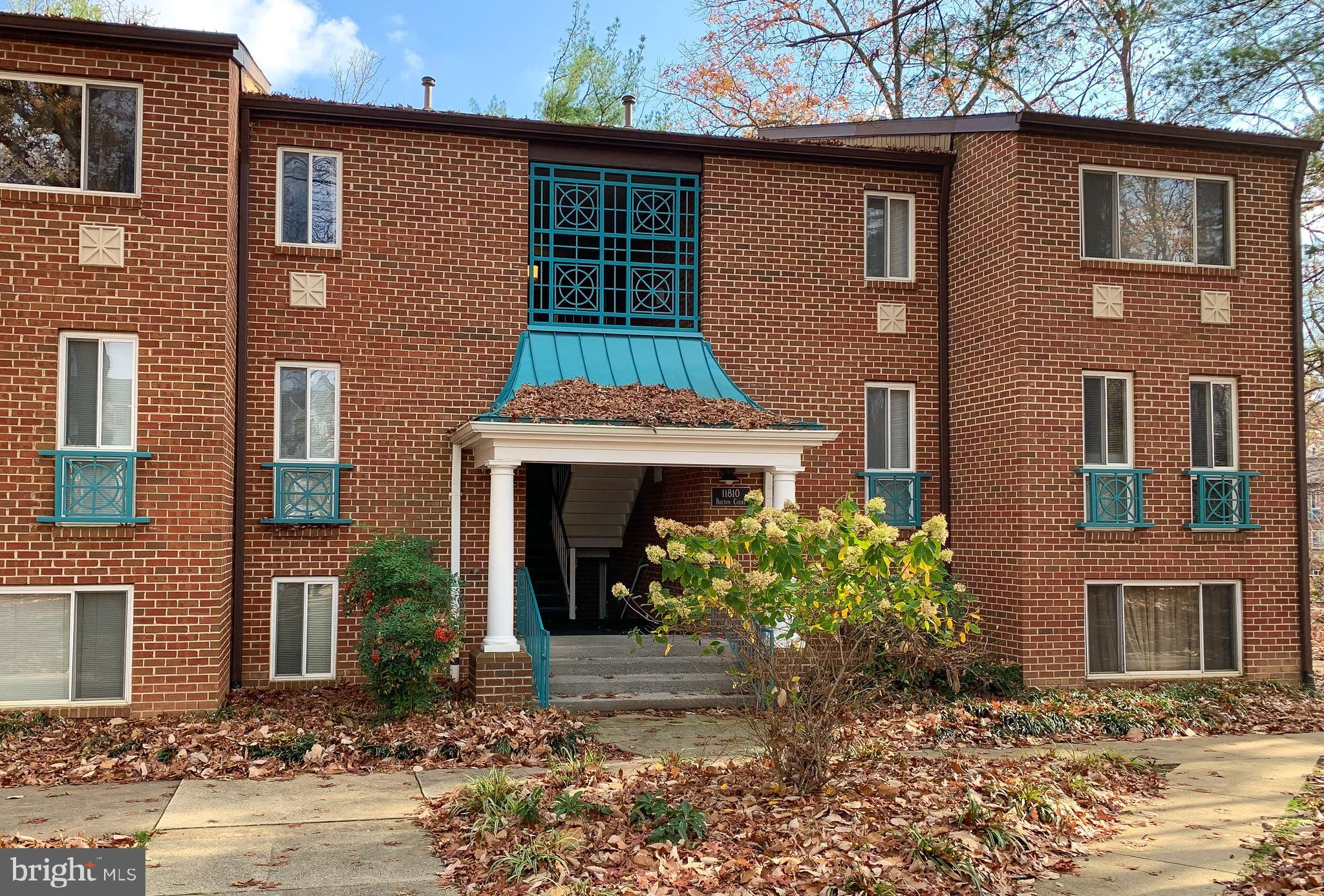 11810 Breton Court, Unit 1A Reston, VA 20191 - Photo 2 of 3