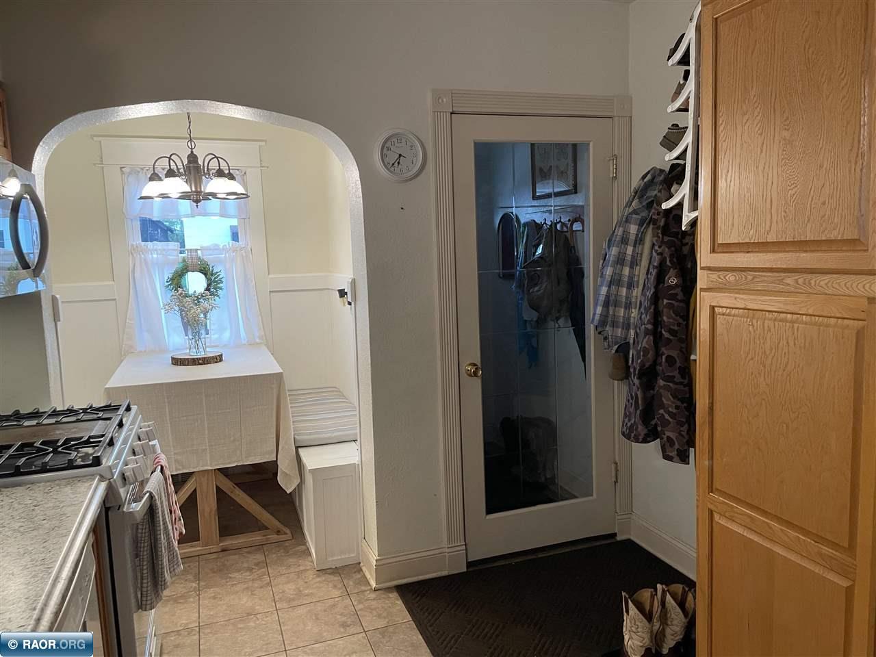 322 6th Street Southwest Chisholm, MN 55719 - Photo 12 of 39