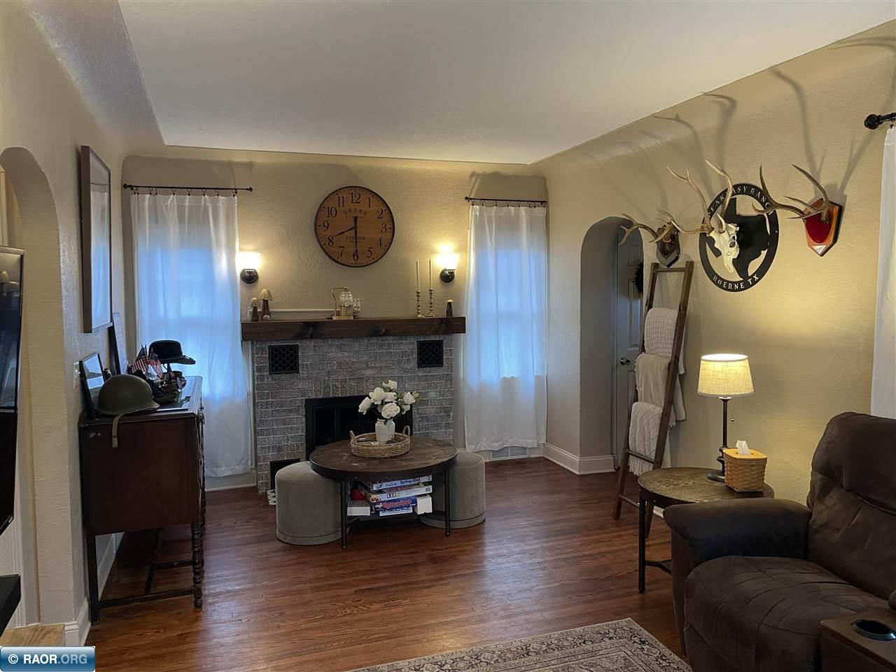322 6th Street Southwest Chisholm, MN 55719 - Photo 6 of 39