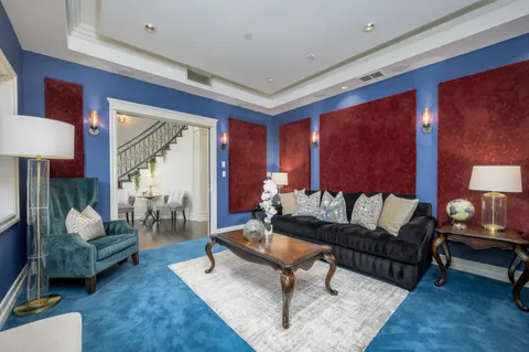 $6,488,000 | 780 South El Monte Avenue, Los Altos, CA 94022