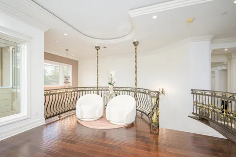 $6,488,000 | 780 South El Monte Avenue, Los Altos, CA 94022