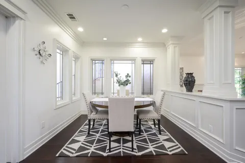 $6,488,000 | 780 South El Monte Avenue, Los Altos, CA 94022