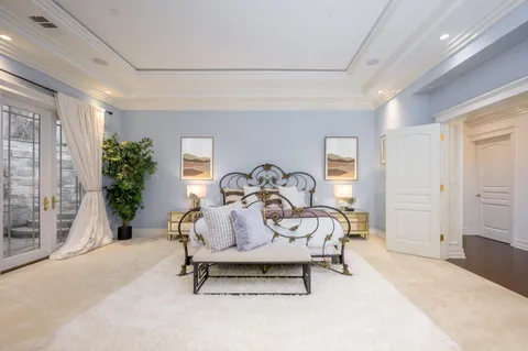 $6,488,000 | 780 South El Monte Avenue, Los Altos, CA 94022