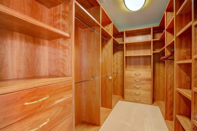 $6,488,000 | 780 South El Monte Avenue, Los Altos, CA 94022