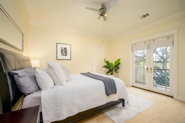 $6,488,000 | 780 South El Monte Avenue, Los Altos, CA 94022