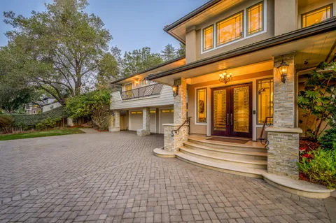 $6,488,000 | 780 South El Monte Avenue, Los Altos, CA 94022