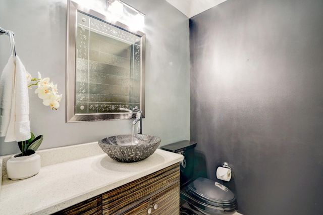 $6,488,000 | 780 South El Monte Avenue, Los Altos, CA 94022