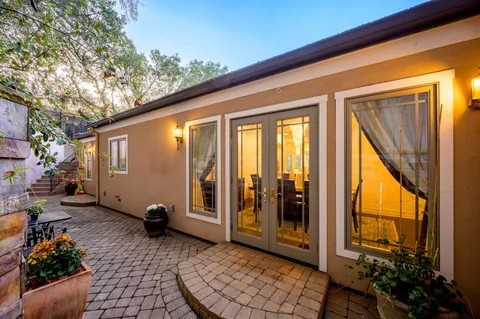 $6,488,000 | 780 South El Monte Avenue, Los Altos, CA 94022