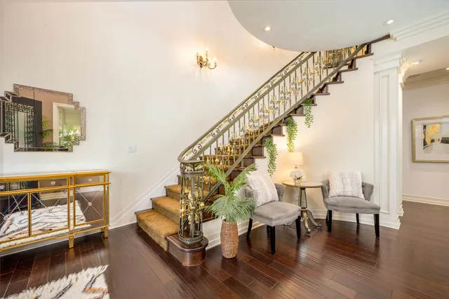 $6,488,000 | 780 South El Monte Avenue, Los Altos, CA 94022