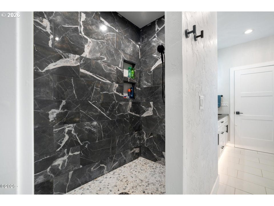 415 Fall Creek Drive Oceanside, OR 97141 - Photo 19 of 48