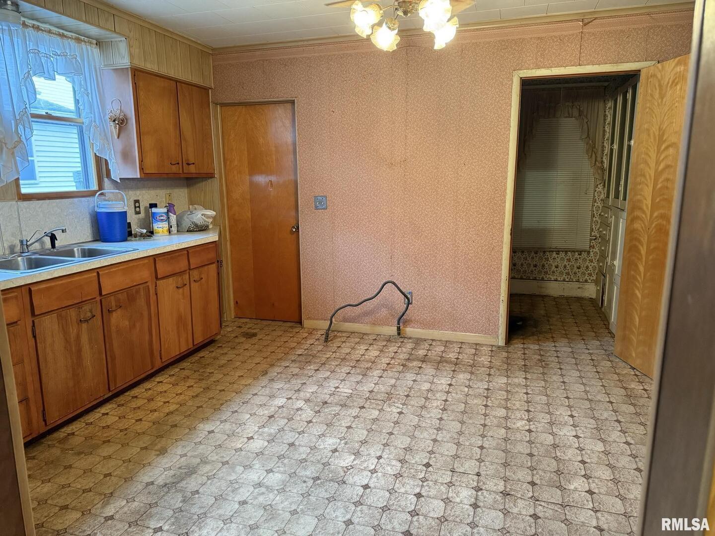 501 South Washington Street Du Quoin, IL 62832 - Photo 23 of 26