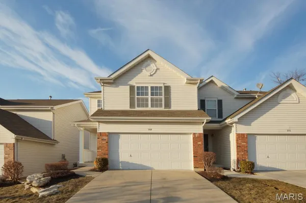 $1,900 | 208 Waterside Crossing Court, St. Peters, MO 63376