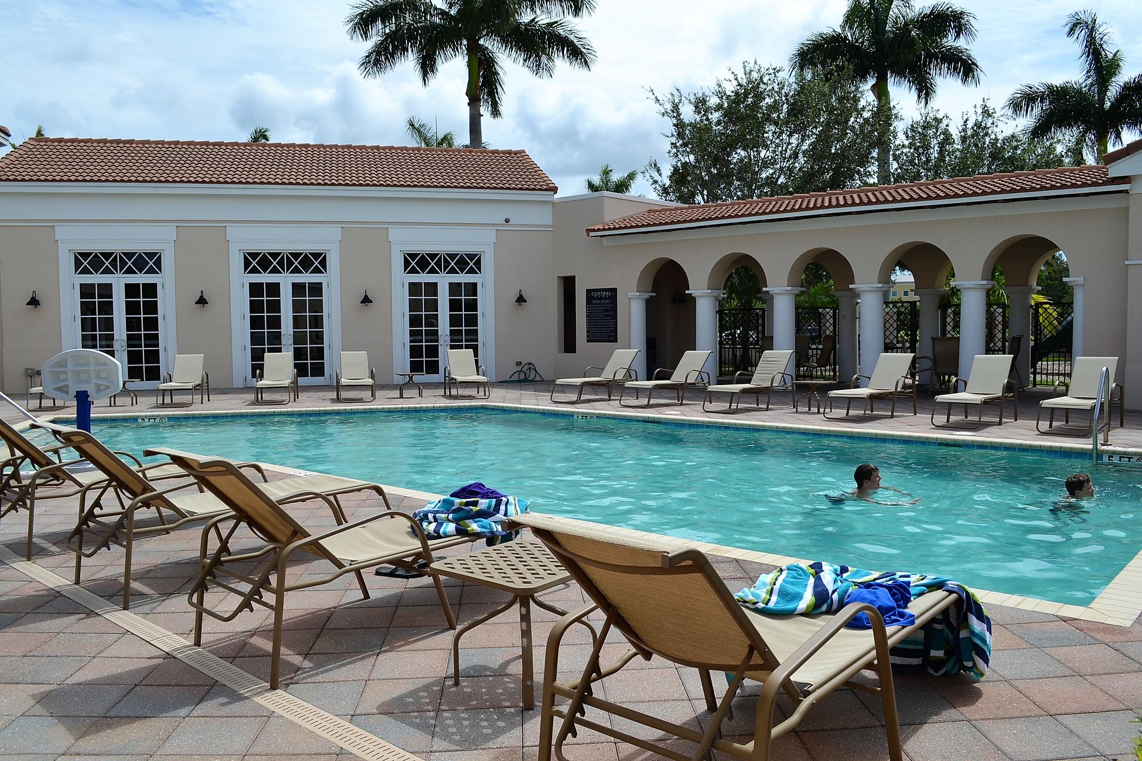 8305 Northwest 7th Court Boca Raton, FL 33487 - Photo 33 of 36 0 (4)