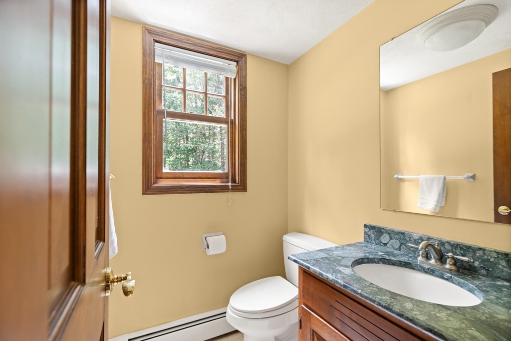 35 Willowdale Road Topsfield, MA 01983 - Photo 24 of 41 Gallery Image 24