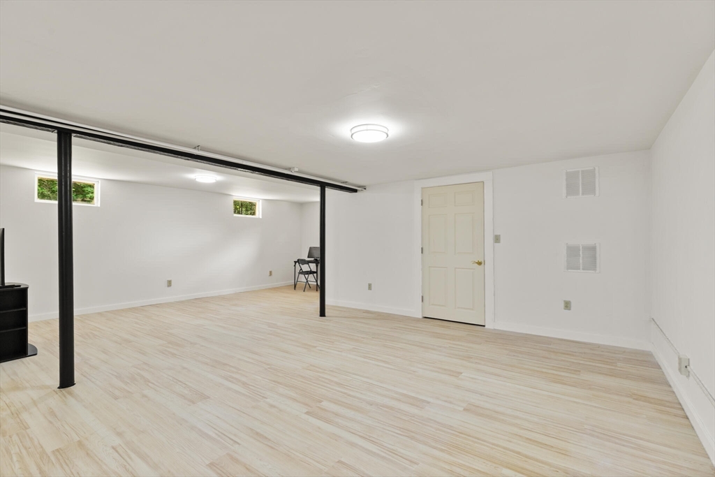 35 Willowdale Road Topsfield, MA 01983 - Photo 30 of 41 Gallery Image 30