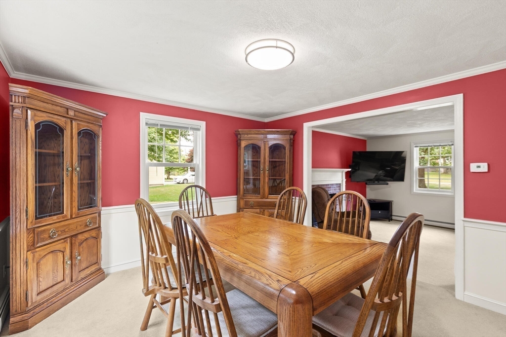 35 Willowdale Road Topsfield, MA 01983 - Photo 8 of 41 Gallery Image 8