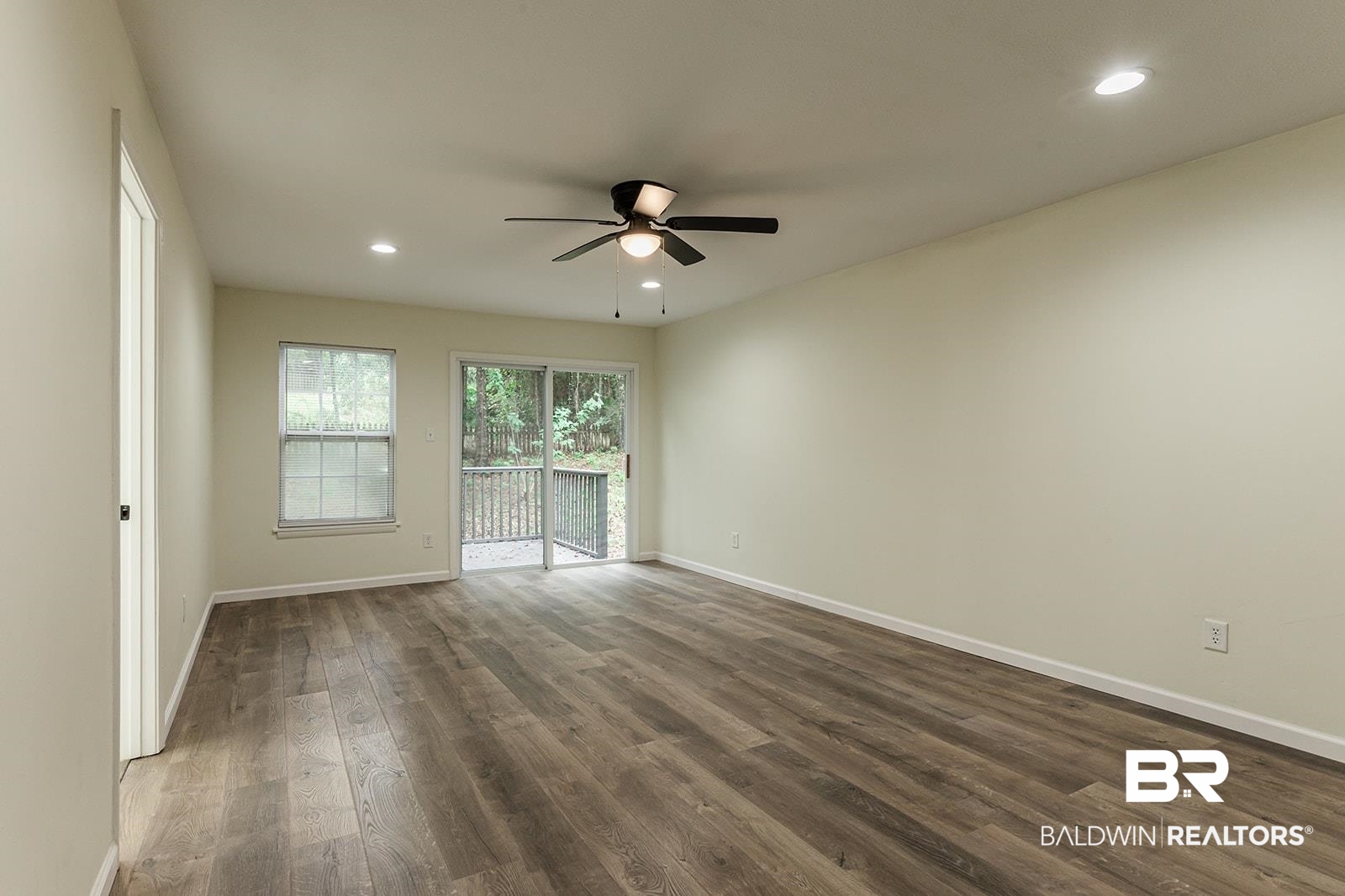 371 Ridgewood Drive Daphne, AL 36526 - Photo 23 of 44