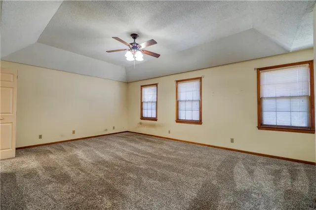 $425,000 | 12201 Carter Street, Overland Park, KS 66213