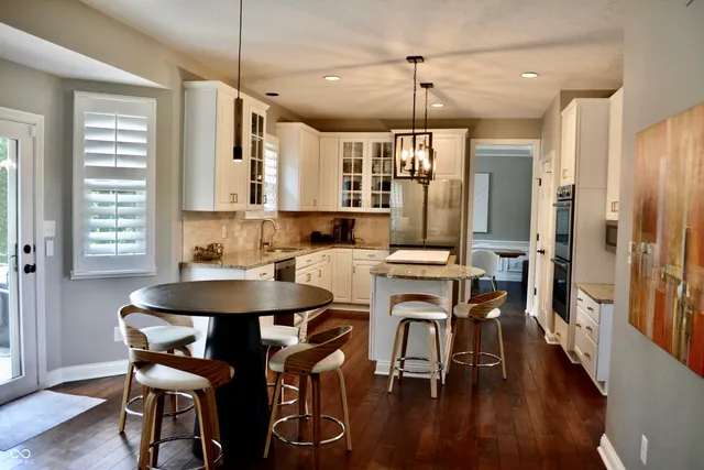 $724,999 | 6862 Riverside Way, Fishers, IN 46038