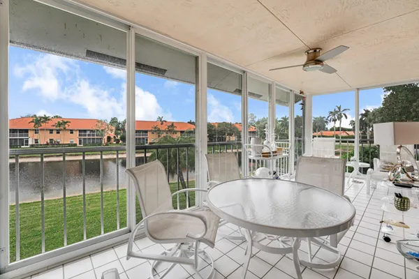 $314,000 | 7023 Summer Tree Drive, Unit 202, Boynton Beach, FL 33437
