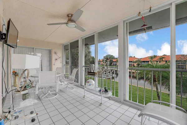 $314,000 | 7023 Summer Tree Drive, Unit 202, Boynton Beach, FL 33437