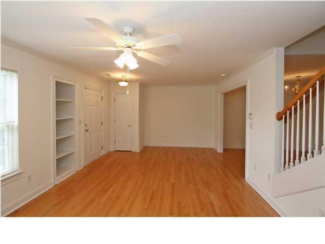 1545 Ashley River Road, Unit 1D Charleston, SC 29407 - Photo 4 of 23 DINING ROOM