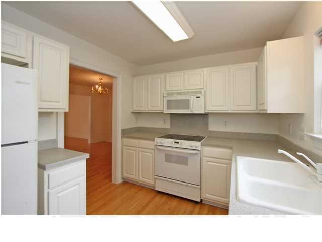 1545 Ashley River Road, Unit 1D Charleston, SC 29407 - Photo 7 of 23 KITCHEN II