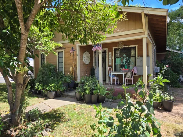 $445,000 | 713 South Main Street, Willits, CA 95490