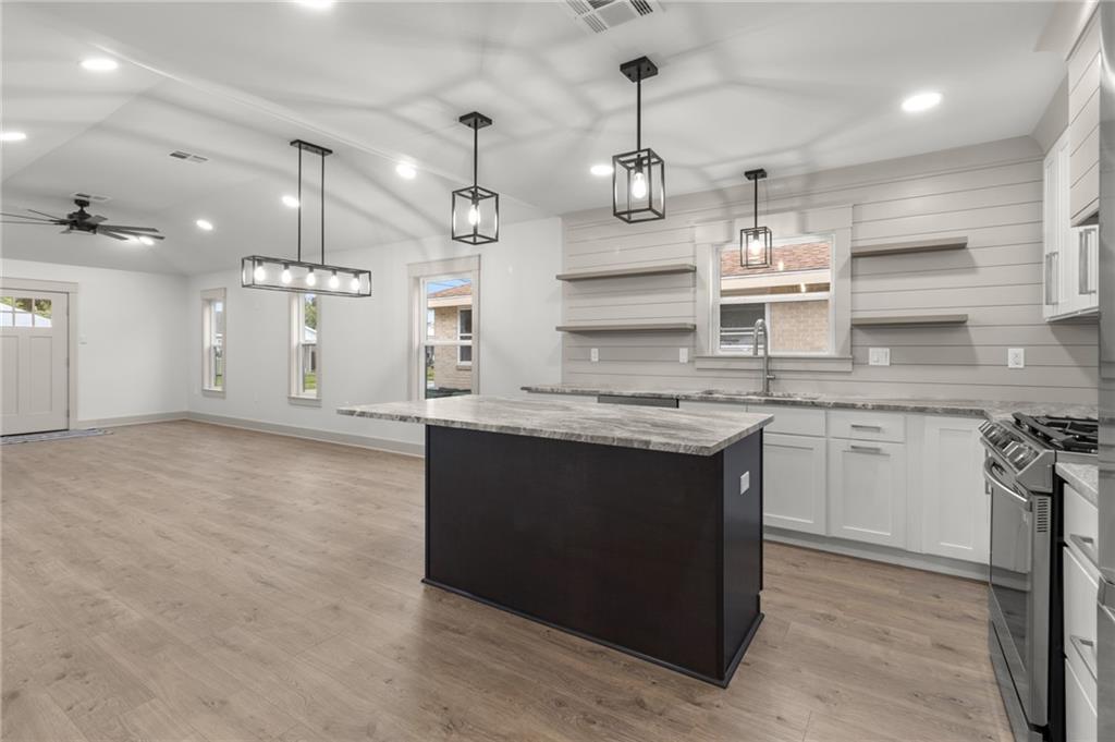 28 Labarre Place Jefferson, LA 70121 - Photo 8 of 23 Gallery Image 8