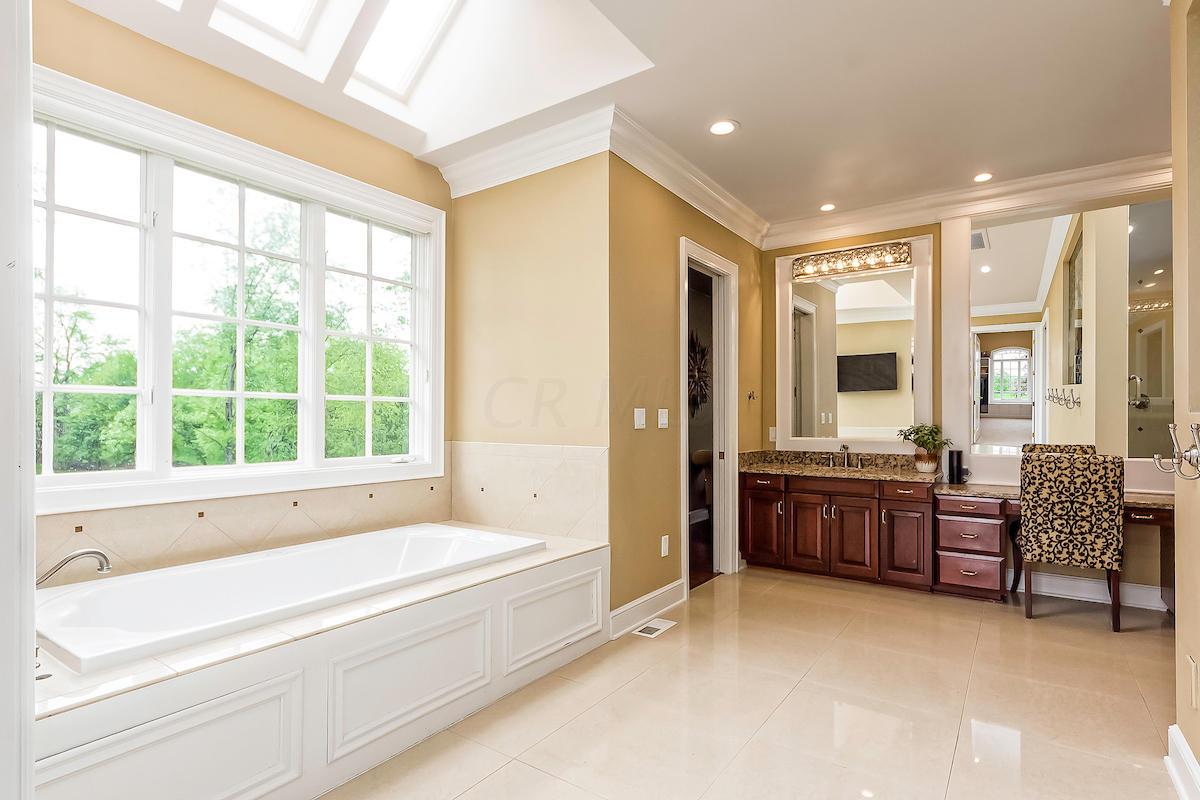 2389 Colts Neck Road Blacklick, OH 43004 - Photo 18 of 92 Gallery Image 18