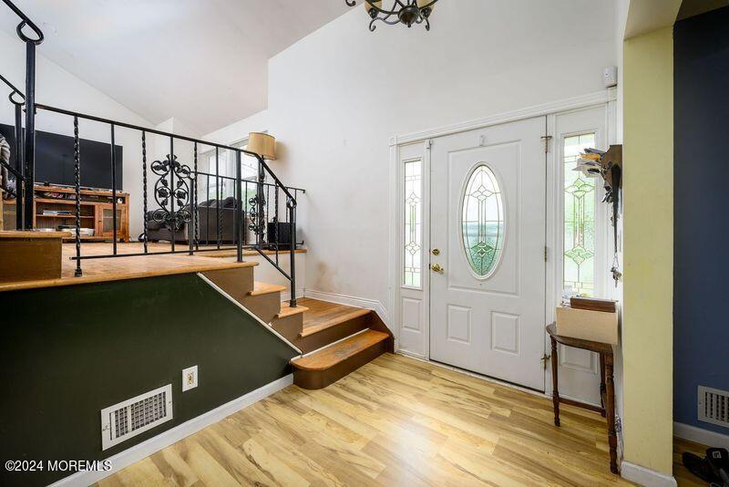 23 Pepperridge Road Howell, NJ 07731 - Photo 7 of 27 8oeX7Du0