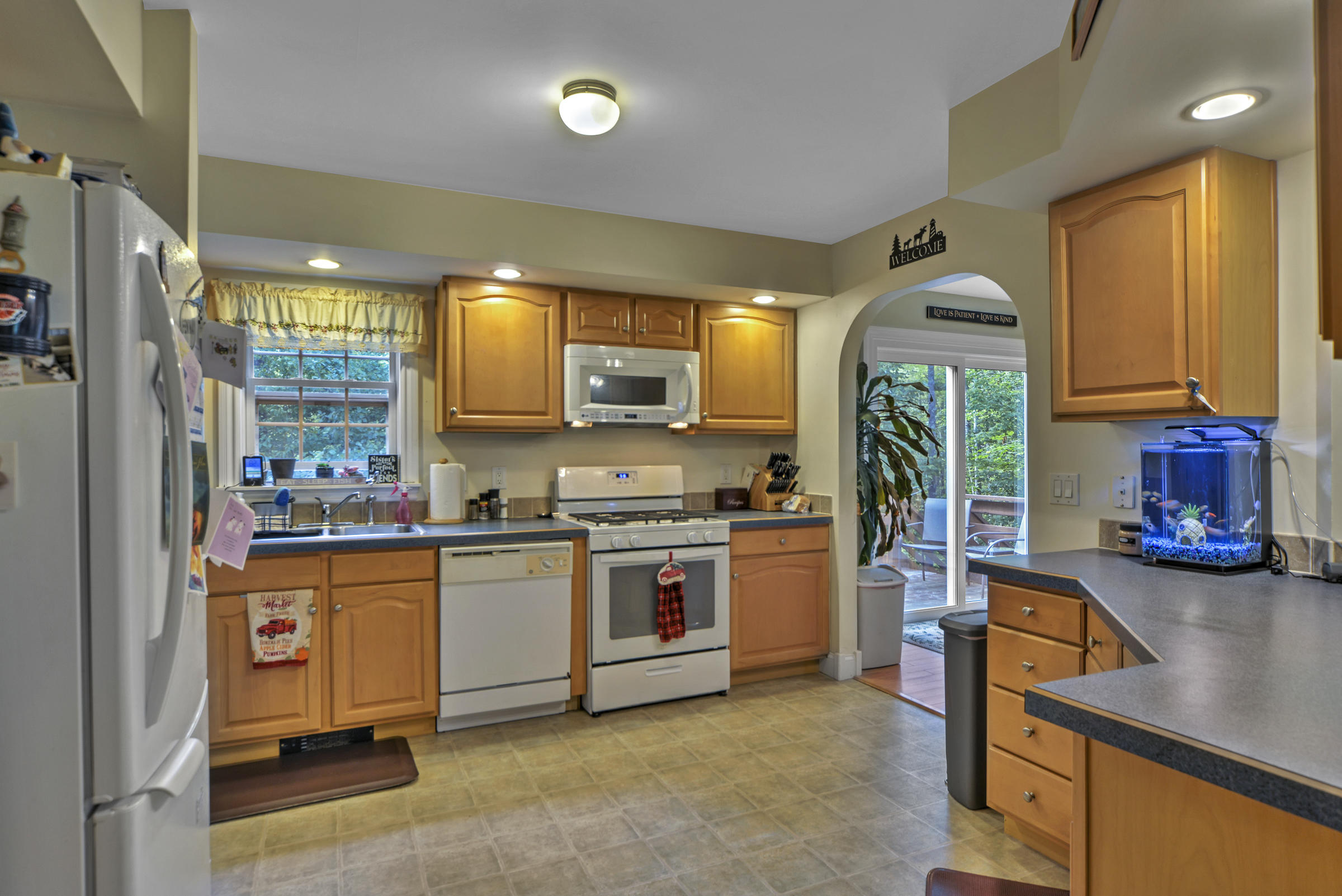 1220 Old Stage Road Woolwich, ME 04579 - Photo 3 of 35 108393-grhd-20
