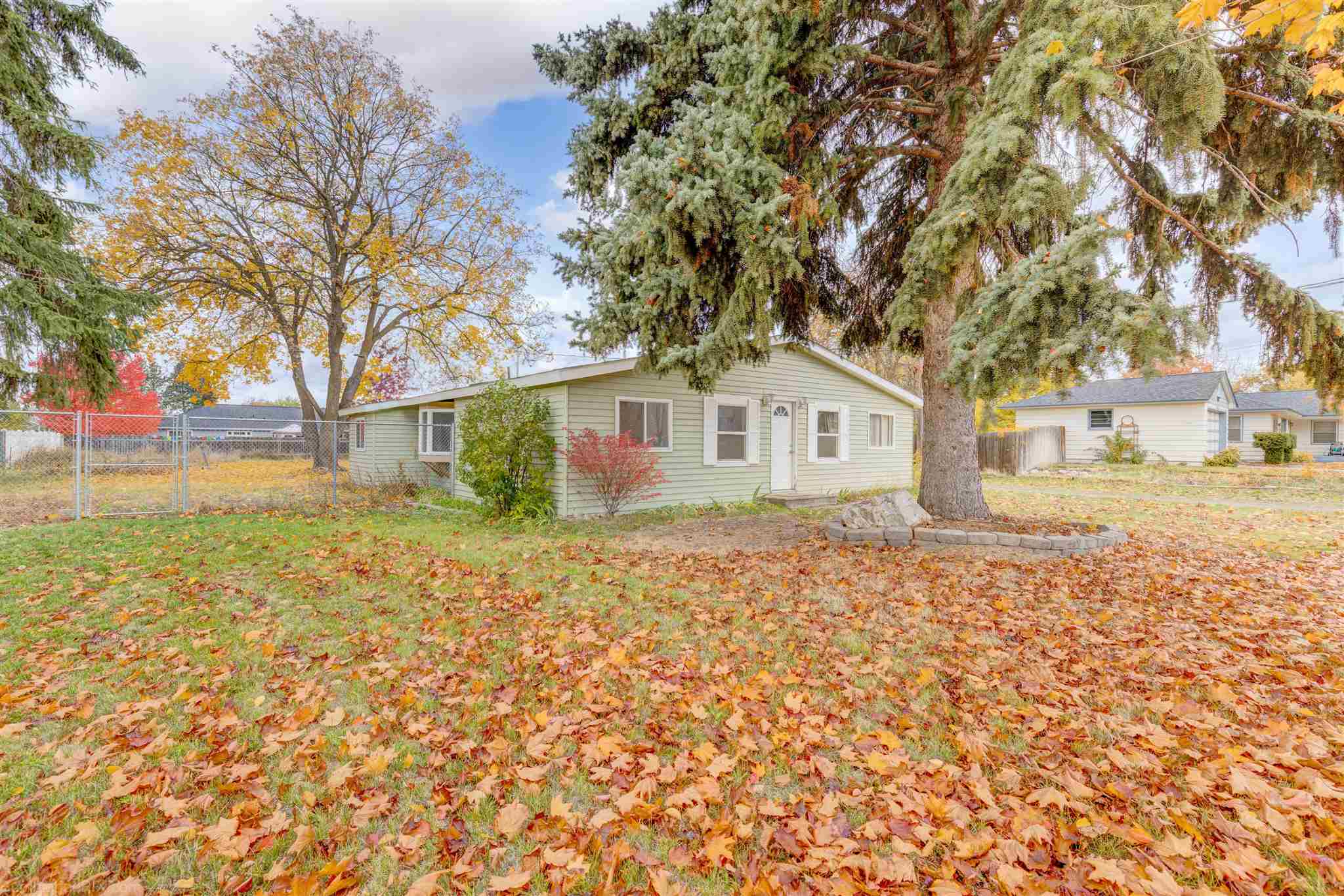 1123 North Mamer Road Spokane Valley, WA 99216 - Photo 2 of 23