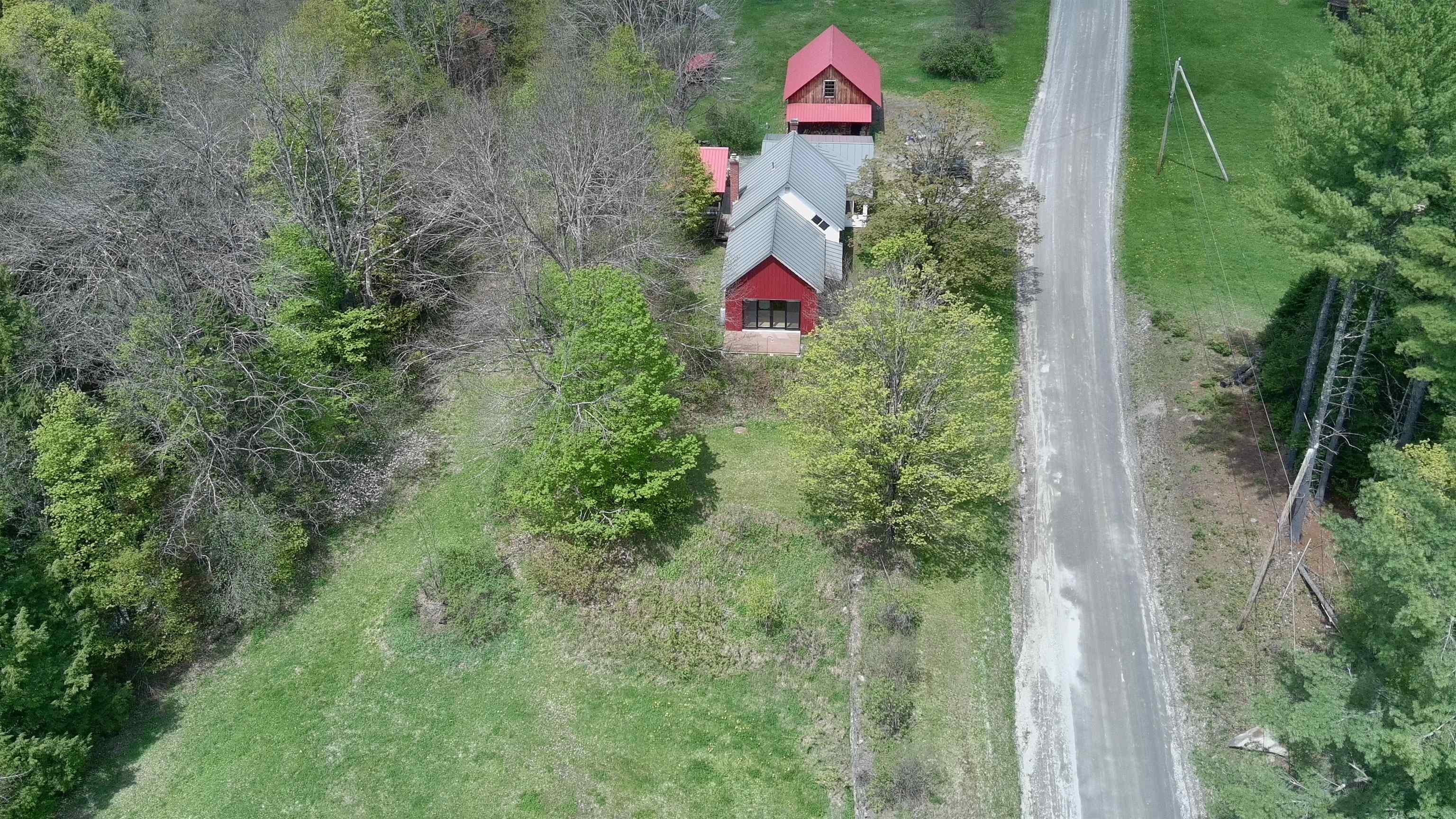 2113 Stony Brook Road Northfield, VT 05663 - Photo 2 of 60