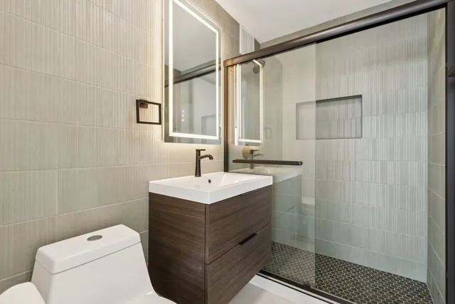 $299,000 | 655 West Irving Park Road, Unit 4212, Chicago, IL 60613