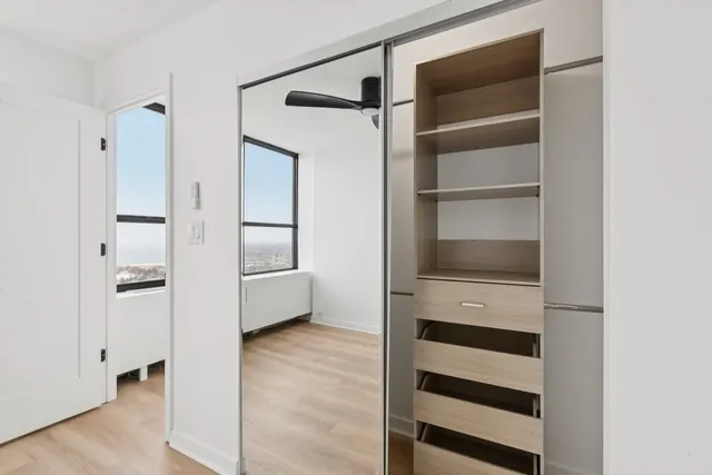 $299,000 | 655 West Irving Park Road, Unit 4212, Chicago, IL 60613