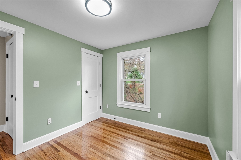 256 Morton Street West Springfield, MA 01089 - Photo 19 of 36