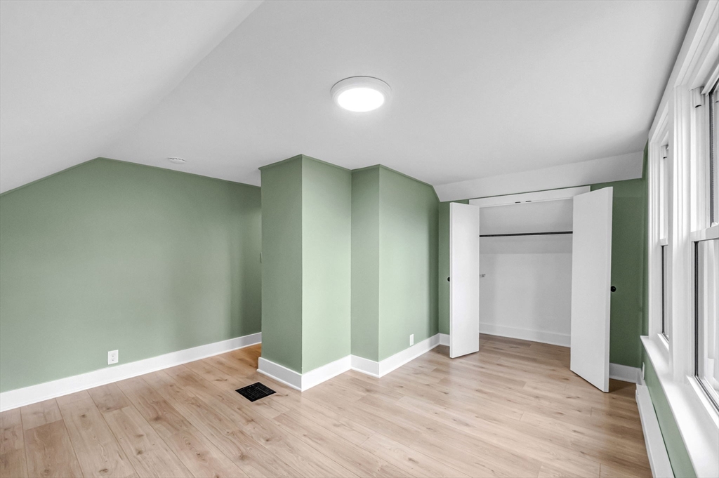 256 Morton Street West Springfield, MA 01089 - Photo 25 of 36