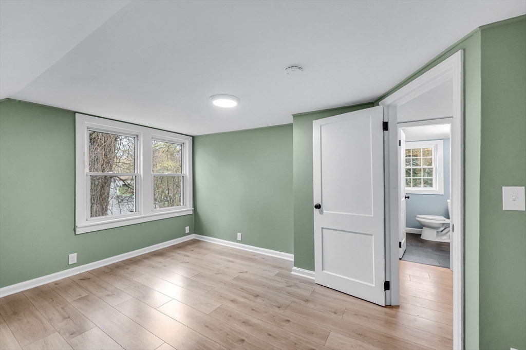 256 Morton Street West Springfield, MA 01089 - Photo 28 of 36