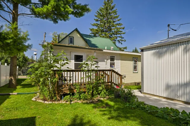 $174,900 | 108 Central Avenue, Bertha, MN 56437