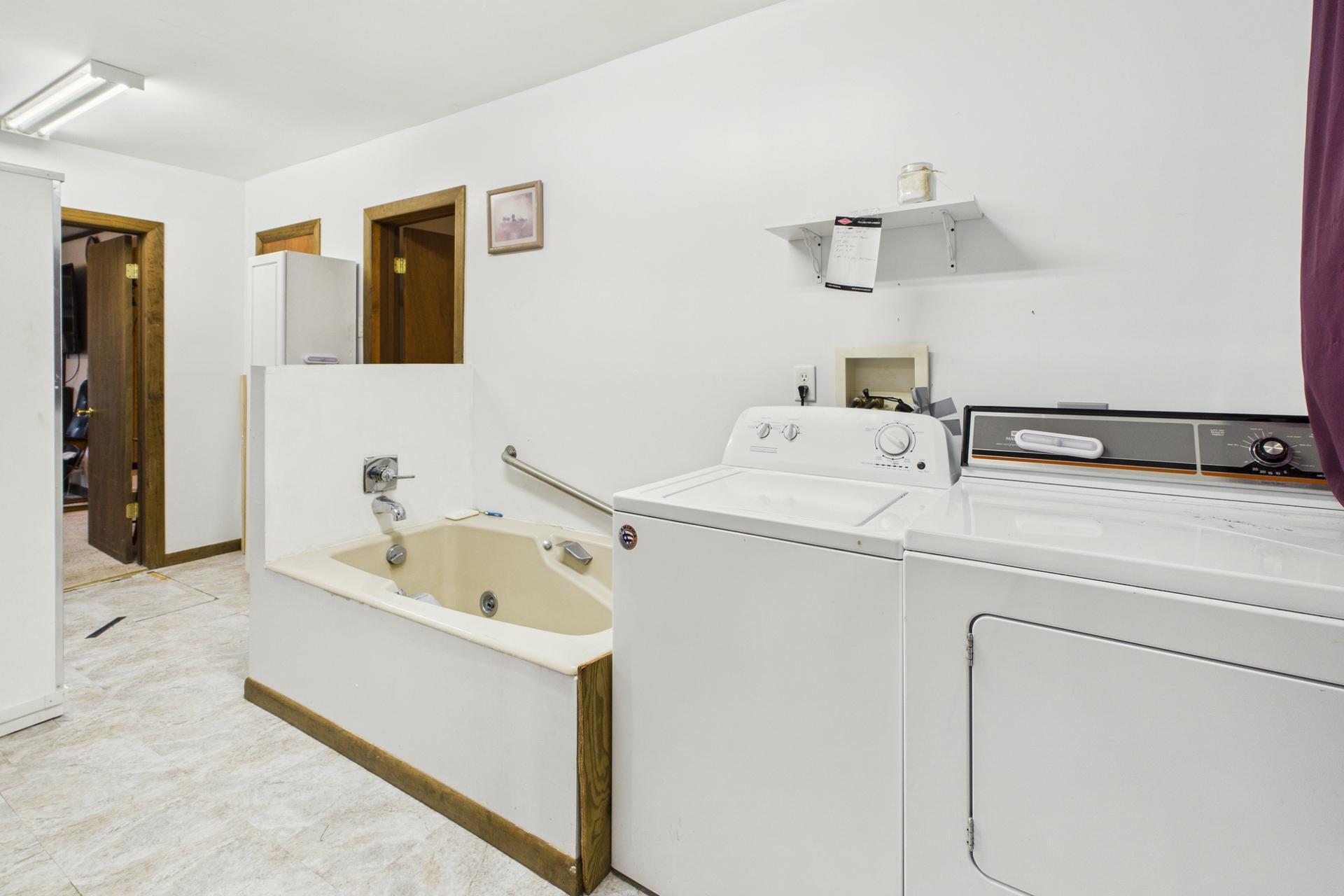 108 Central Avenue Bertha, MN 56437 - Photo 23 of 34