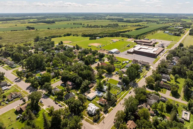 $174,900 | 108 Central Avenue, Bertha, MN 56437